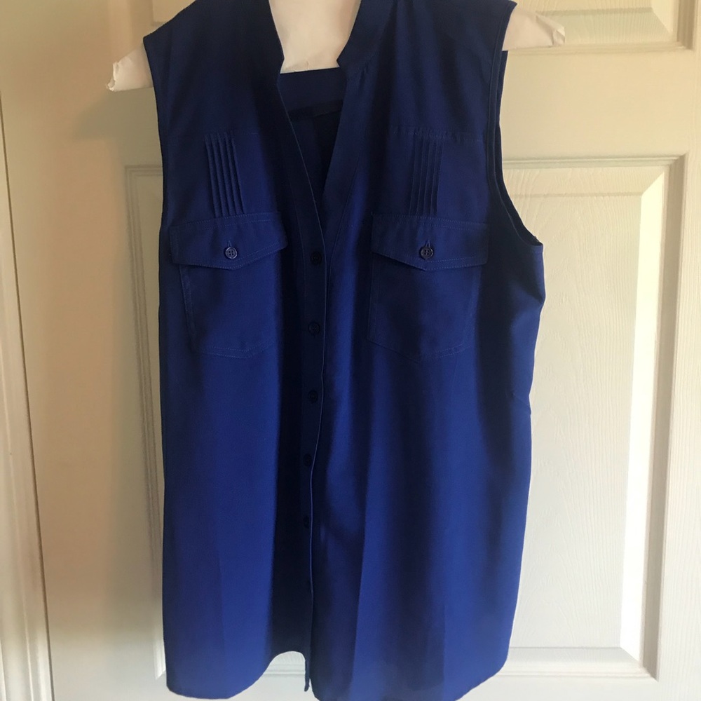 Sleeveless button down tank